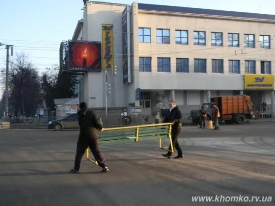 Сьогодні зранку вулицю Соборну було розблоковано (Фоторепортаж) — фото 1