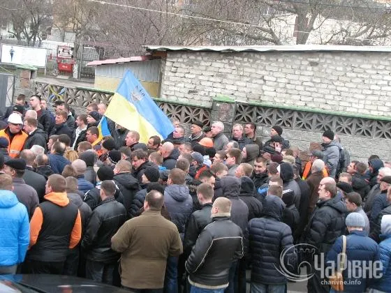 У Рівному занепокоєні діями Автомайдану (Фоторепортаж) + (Відео) — фото 2