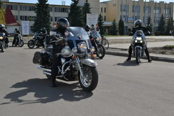 На відкриття мотосезону, до Рівного з'їхалися байкери зі всієї Західної України (Фоторепортаж) — фото 7