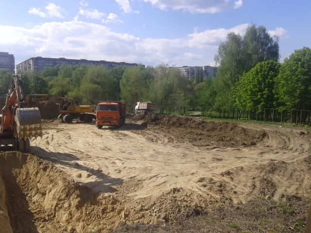 На Пагорбі Слави, будують багатоповерховий житловий будинок (Фоторепортаж) — фото 5