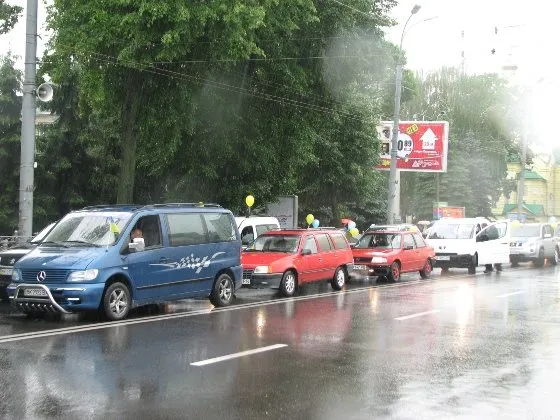 Автомайдан спільно з іншими громадськими організаціями провів акцію «Оновлена Україна» (Фото) + (Відео) — фото 1