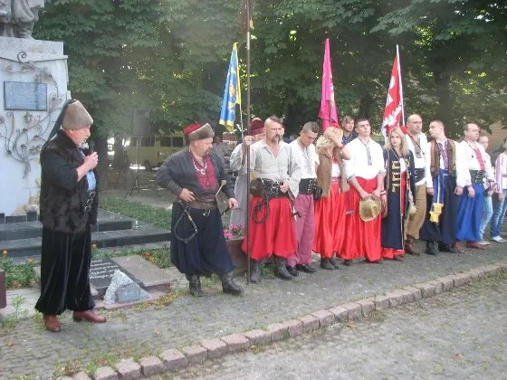 Рівненські козаки з нагоди 363-річчя Битви під Берестечком влаштували похід до місця події (Фоторепортаж) + (Відео) — фото 2