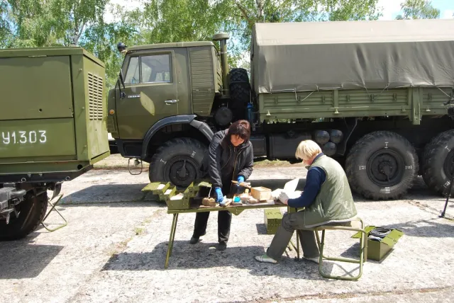 Для АТО було відправлено 50 000 одиниць стрілецької зброї (Фоторепортаж) — фото 7