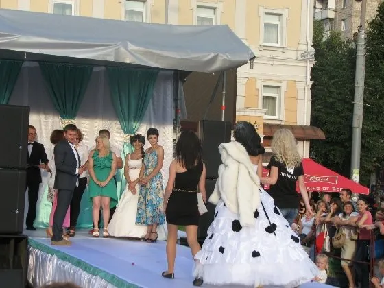 Вже вчетверте у Рівному відбувся Парад наречених (Фоторепортаж) — фото 7