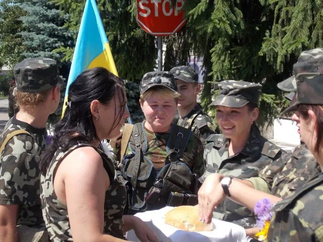 Воїни-зв’язківці повернулися додому (Фото) — фото 2