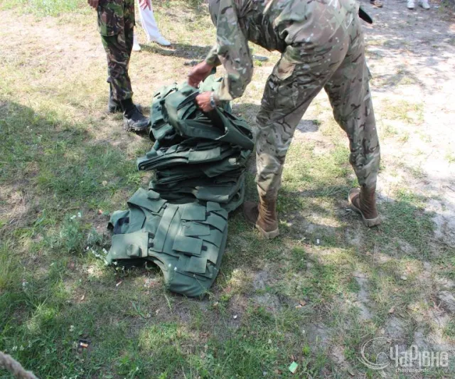20 бронежилетів 5-го ступеню захисту випробували на Рівненському полігоні (Фоторепортаж) — фото 5