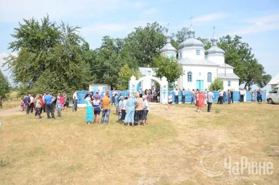 На Рівненщині прощалися із загиблим в АТО Олександром Васильцем (Фоторепортаж) — фото 6