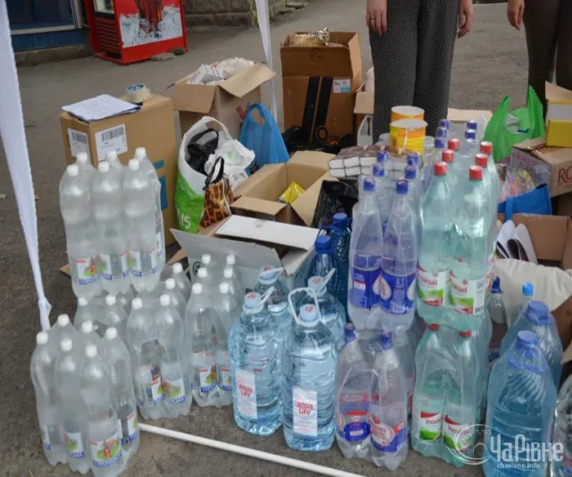 З Рівного у зону АТО відправлять більше 30 тонн речей та продуктів бійцям «Горині» (Фоторепортаж) — фото 1
