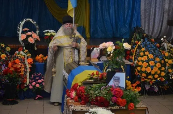 Сьогодні на Рівненщині попрощалися із Героєм АТО Олександром Суліцьким (Фоторепортаж) — фото 5