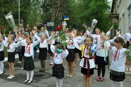 На Рівненщині військових ремонтників зустріли хлібом і сіллю після участі в АТО (Фоторепортаж) — фото 5