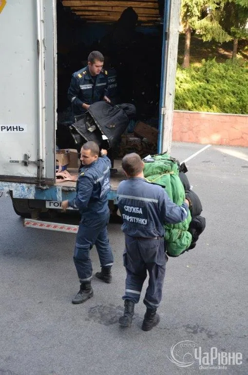 З Рівного у зону АТО відправилась вантажівка для БТОО «Горинь». Солдатам повезли усе необхідне (Фото) — фото 3