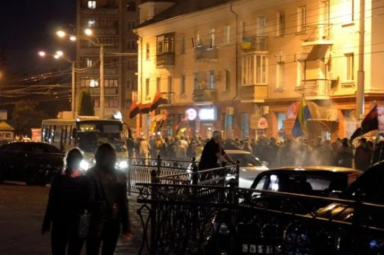 В Рівному на свято Покрови влаштували марш, на честь Героїв України (Фоторепортаж) — фото 2