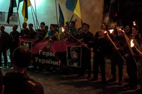 В Рівному на свято Покрови влаштували марш, на честь Героїв України (Фоторепортаж) — фото 7