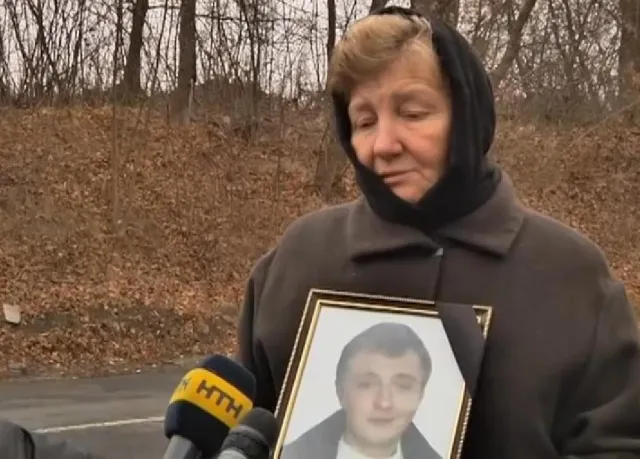 Сльози, біль, непоправні втрати, смерть молодих хлопців, і знову причетний міліціонер (Фото) + (Відео) — фото 2