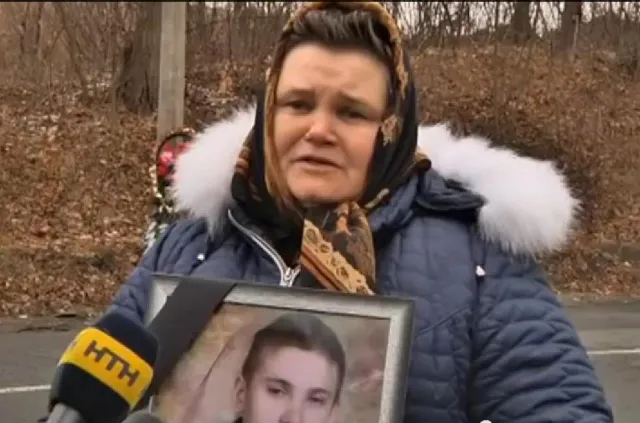 Сльози, біль, непоправні втрати, смерть молодих хлопців, і знову причетний міліціонер (Фото) + (Відео) — фото 4