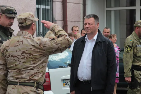 Рівненські правоохоронці вирушили в зону АТО (фото) — фото 2